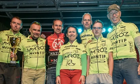 b706fe_ecdd25df5ea74e4e825d50287c356786~mv2